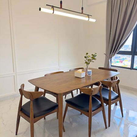 Troika Kota Bharu Penthouse Homestay Exterior photo
