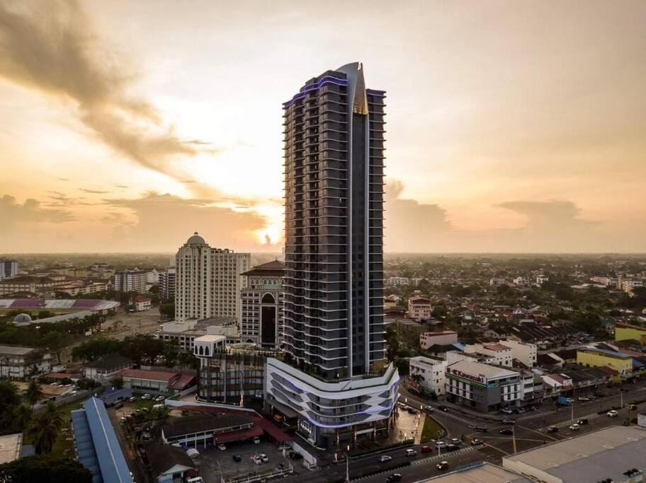 Troika Kota Bharu Penthouse Homestay Exterior photo